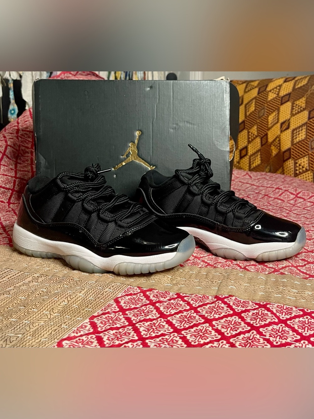 Air Jordan 11 Retro Low "Space Jam" Unisex Youth 5/Women’s 6.5/Mens 5 - Picture 2 of 10